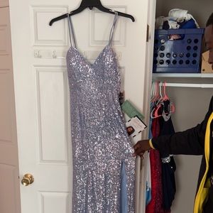 Size 7 long sparkly light blue prom dress with slit on the leg